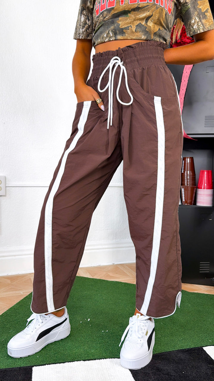 WindBreaker Contrasted Pant, Brown/White