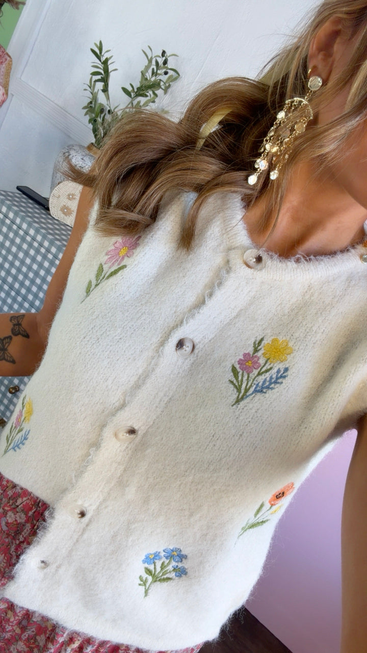 Sunshine Field Sweater Tank, Cream