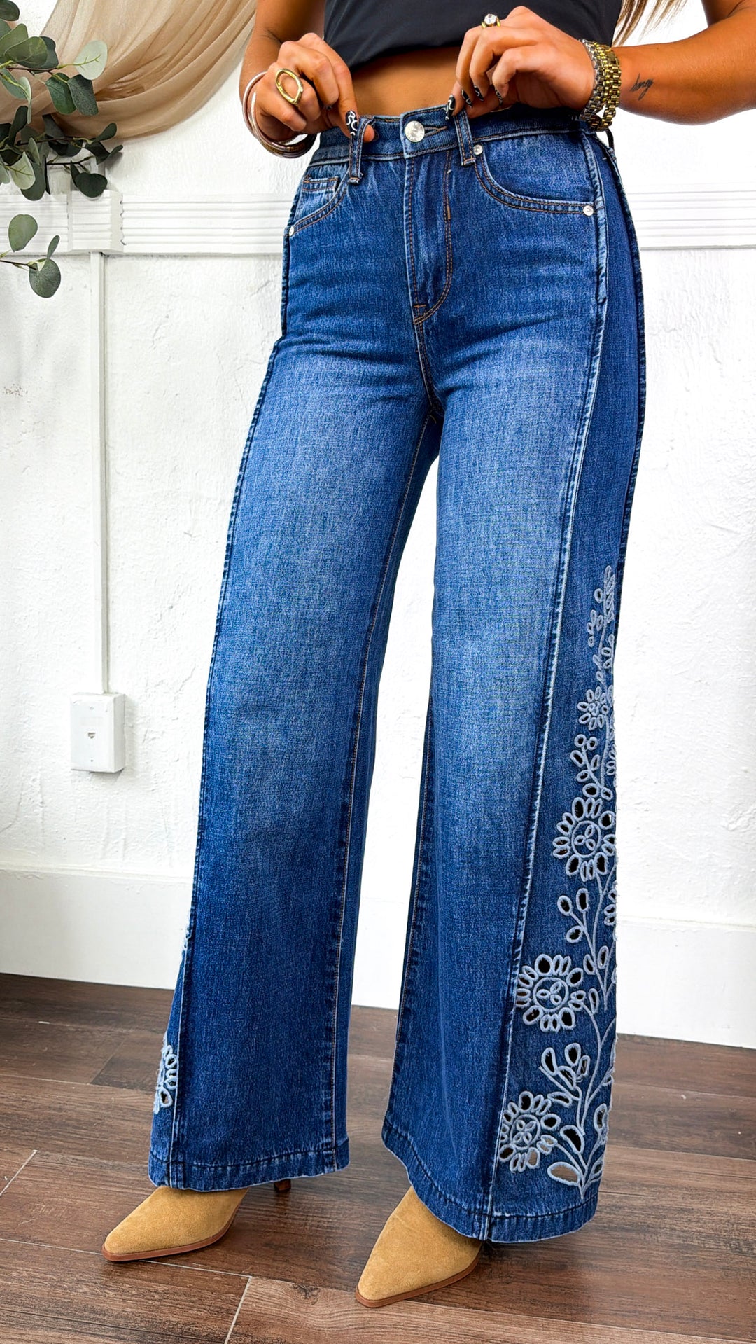Wildflower Stitch Wide Leg Denim, Md. Dark