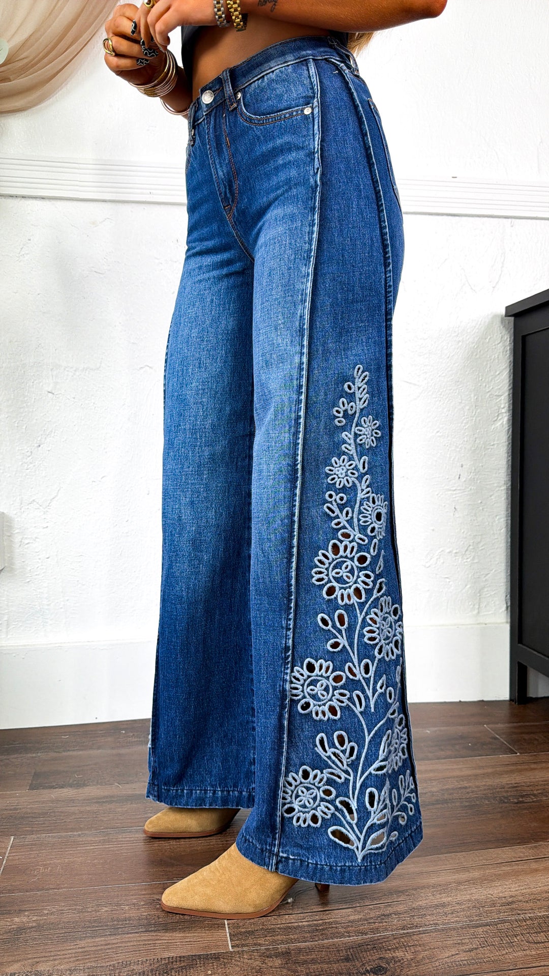 Wildflower Stitch Wide Leg Denim, Md. Dark