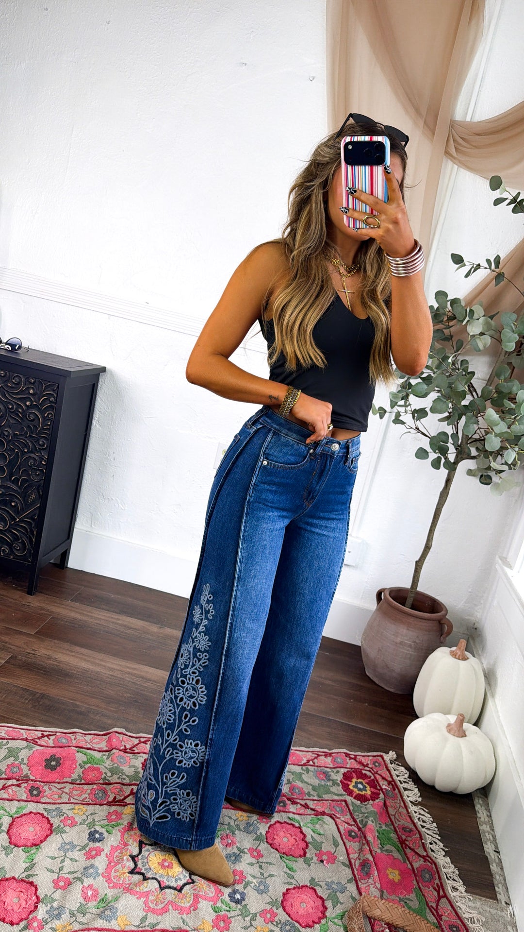 Wildflower Stitch Wide Leg Denim, Md. Dark