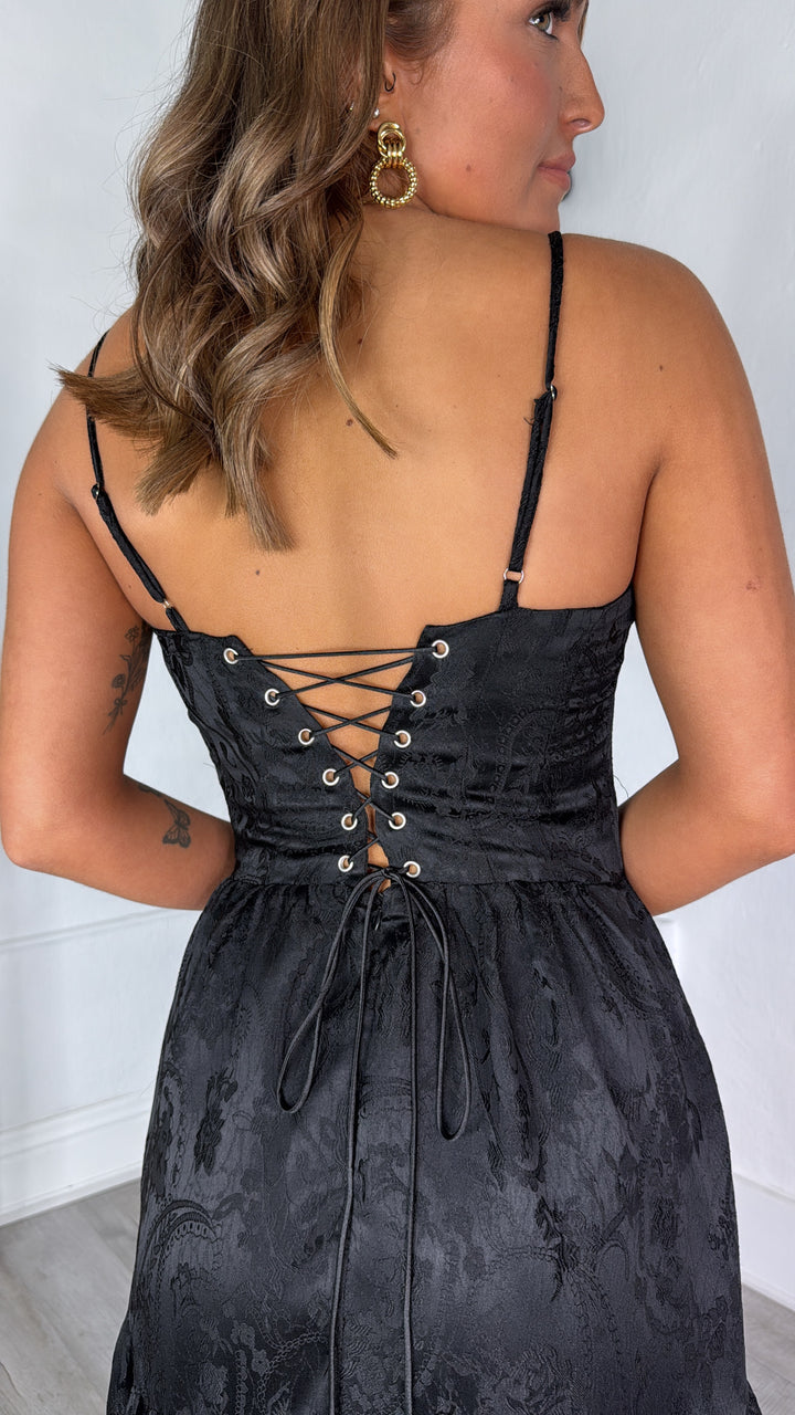 Throne Heart Lace Dress, Black