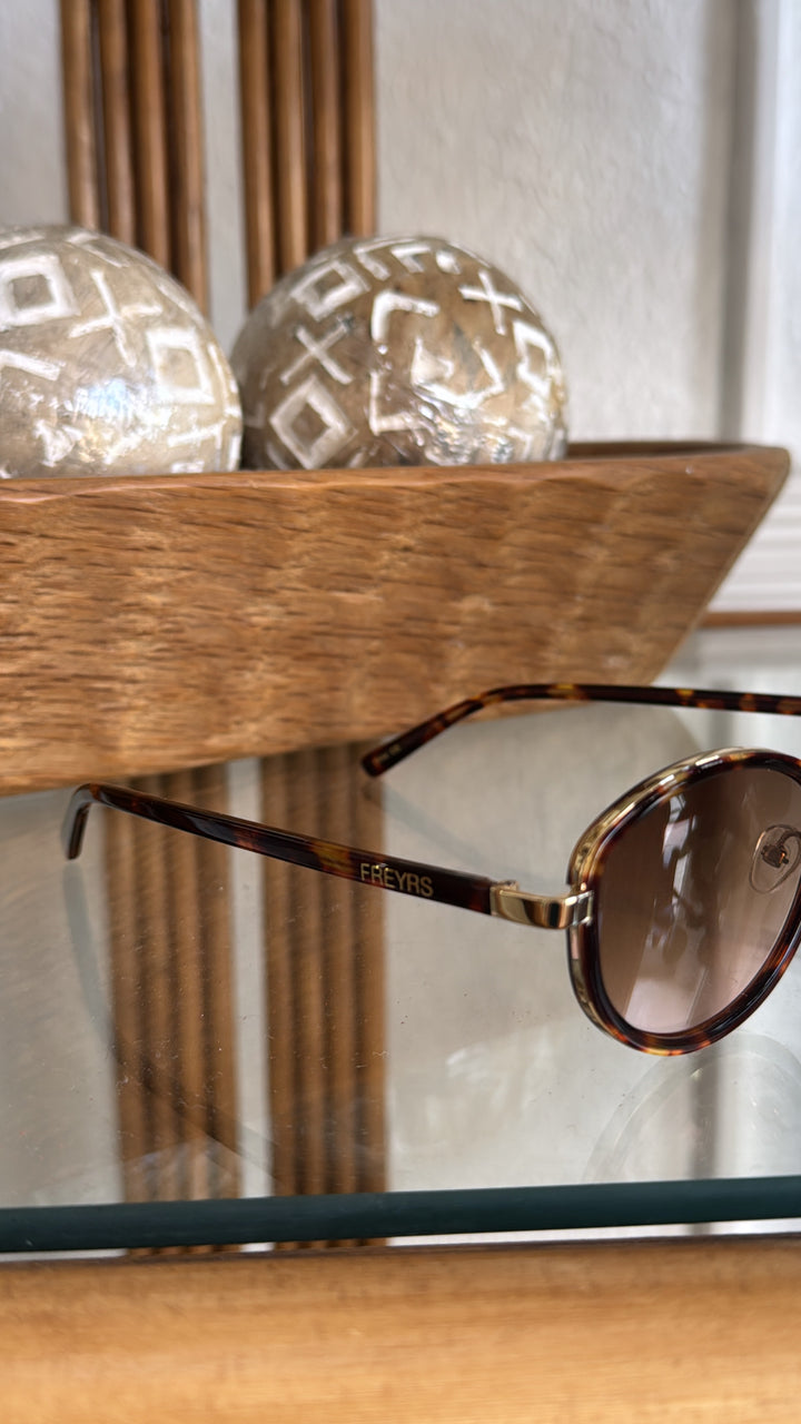 FREYRS - Jordan WHS- Amber Tortoise/Brown