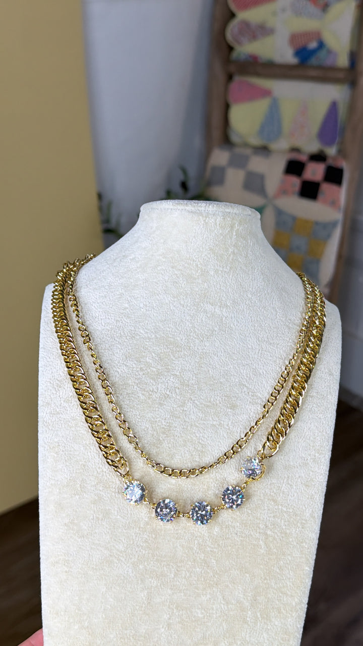 Treasure Jewels: Diamond Glow Necklace