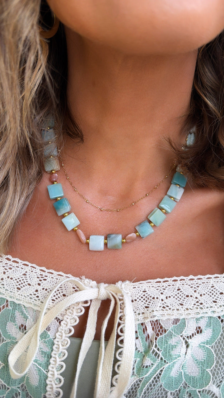 Treasure Jewels: Not Ordinary Beaded Necklace