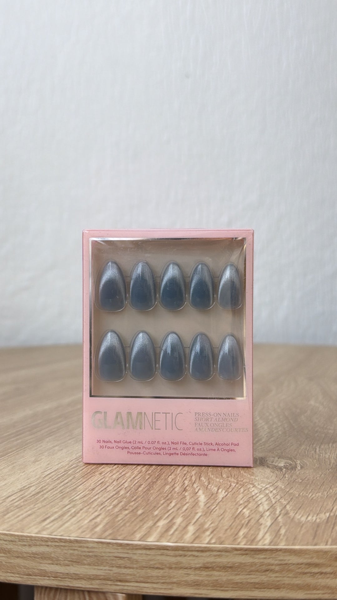 Glamnetic Press On Nails, Baby Blues