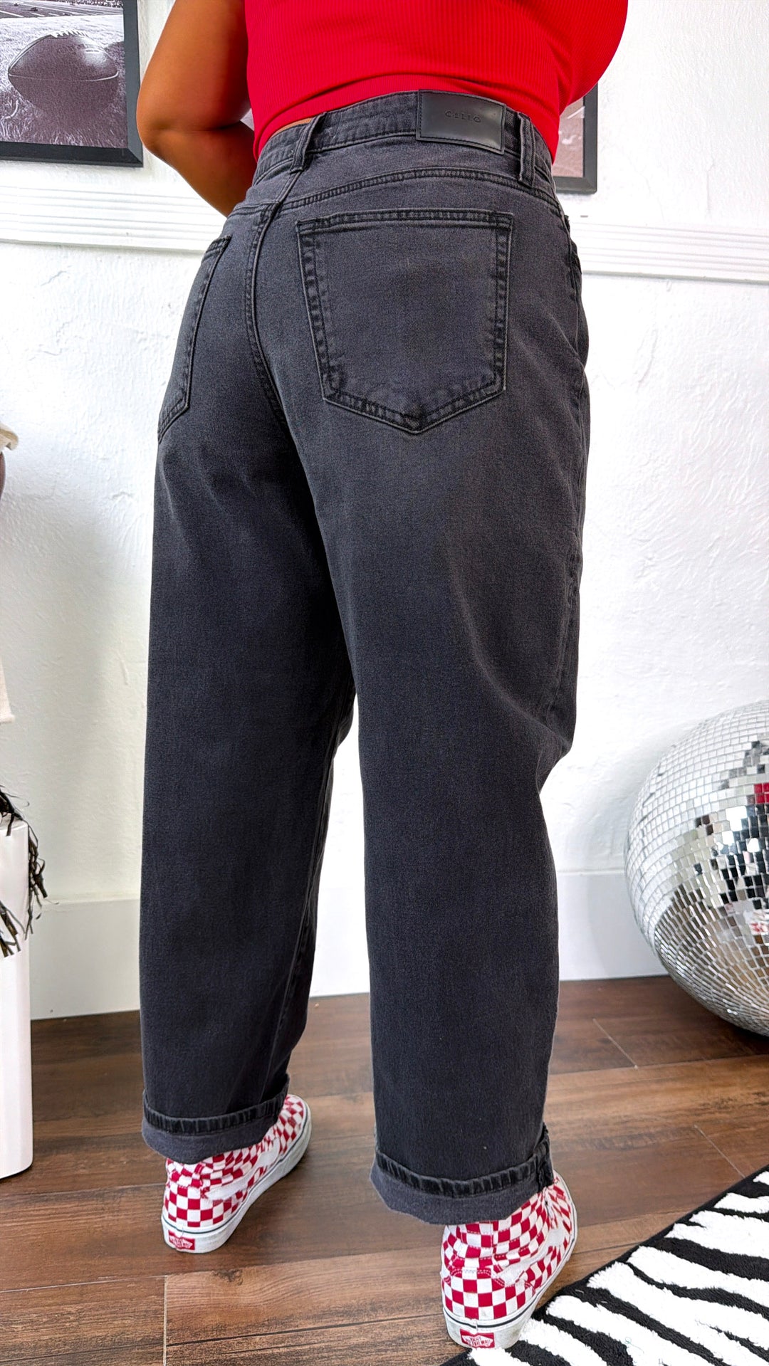 Urban Edge Barrel Jeans, Black Denim