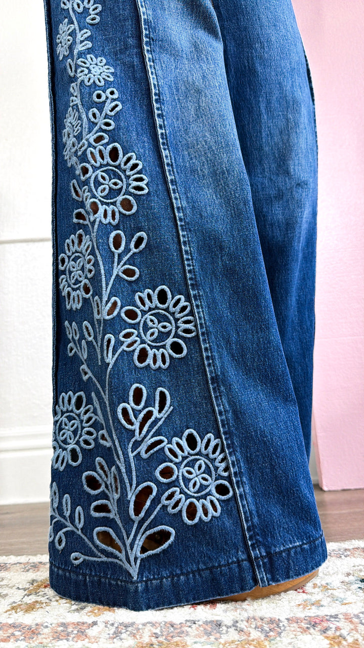 Wildflower Stitch Wide Leg Denim, Md. Dark