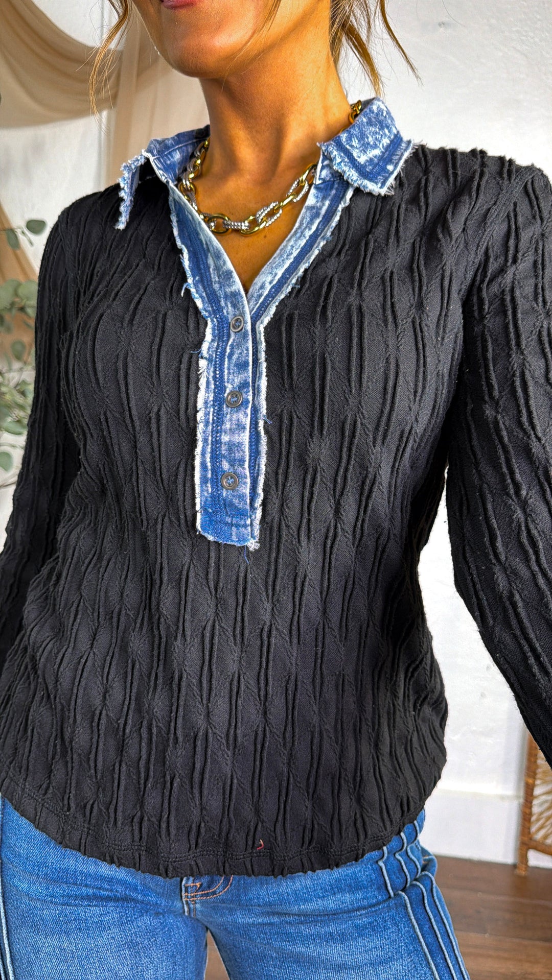 Rough Edge Texture Top, Black