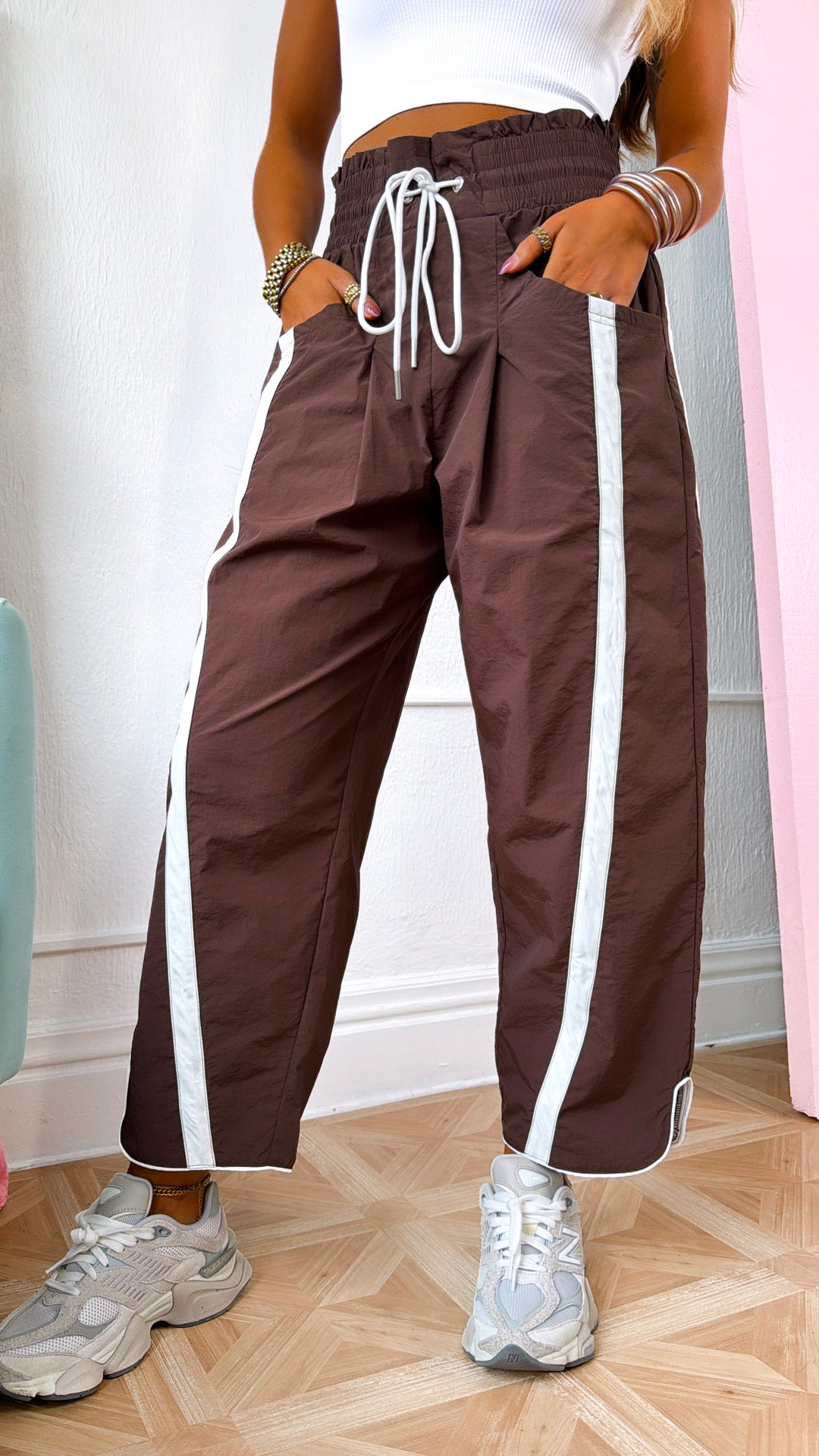 WindBreaker Contrasted Pant, Brown/White
