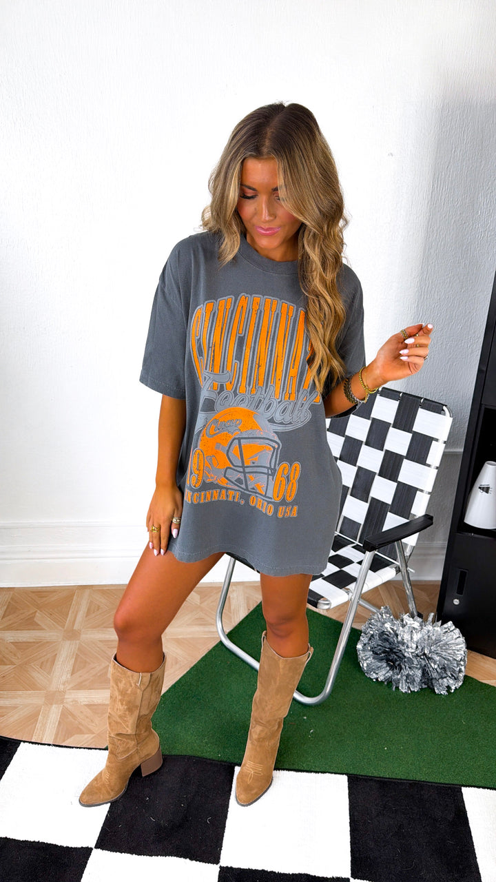 90's Cincinnati Football Vintage Oversized TShirt, Pepper