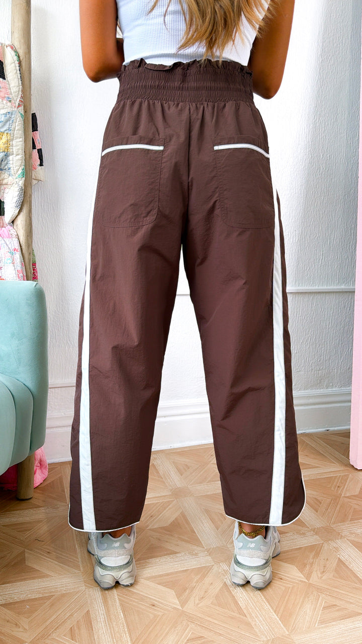 WindBreaker Contrasted Pant, Brown/White