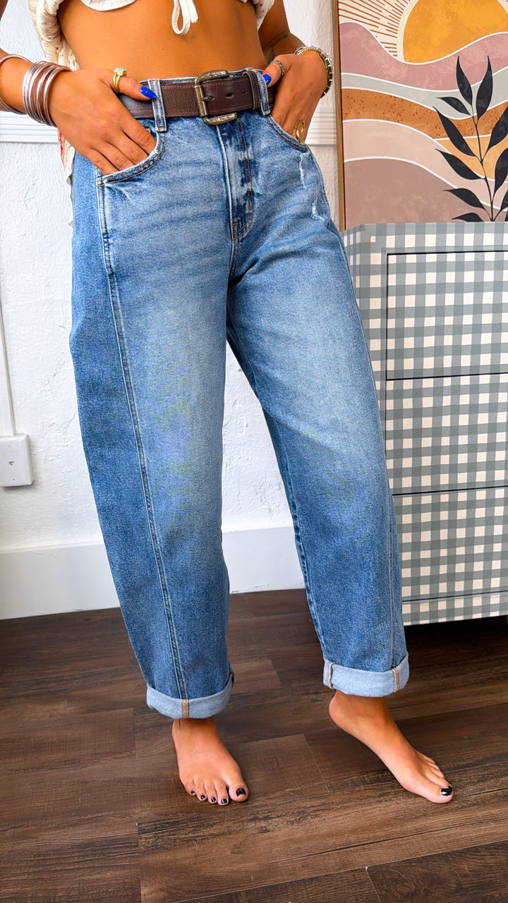 City Sculpt Barrel Jean, Medium