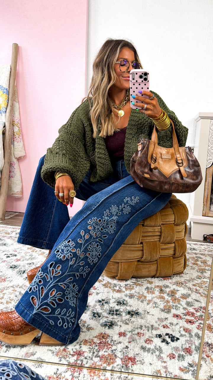 Wildflower Stitch Wide Leg Denim, Md. Dark