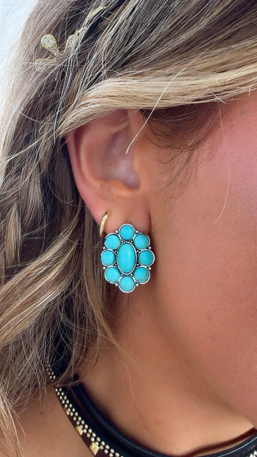 Metal Tone Flower Earring, Turquoise