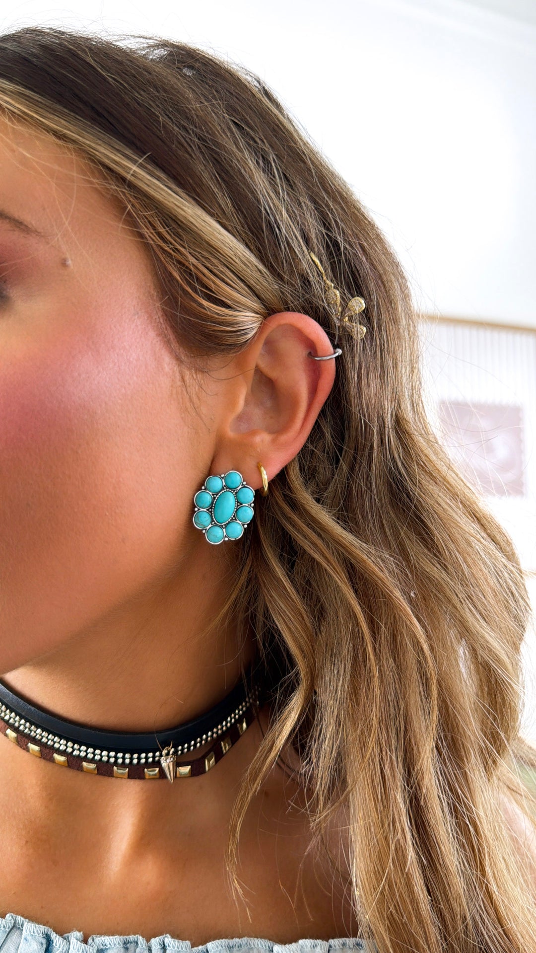 Metal Tone Flower Earring, Turquoise