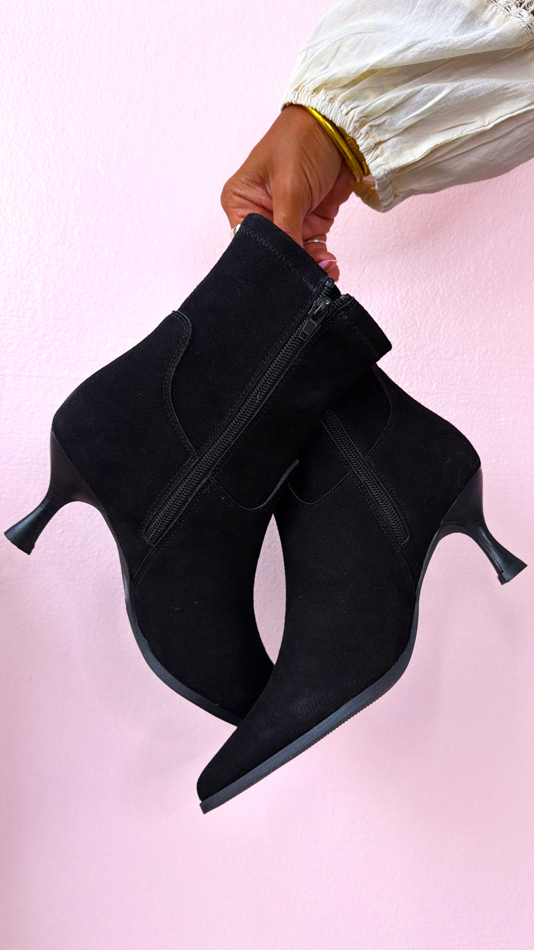 The Classic Heeled Bootie, Black