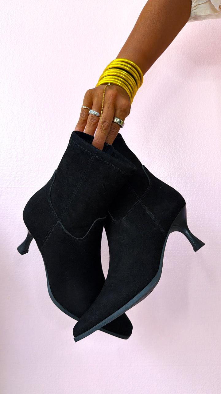 The Classic Heeled Bootie, Black