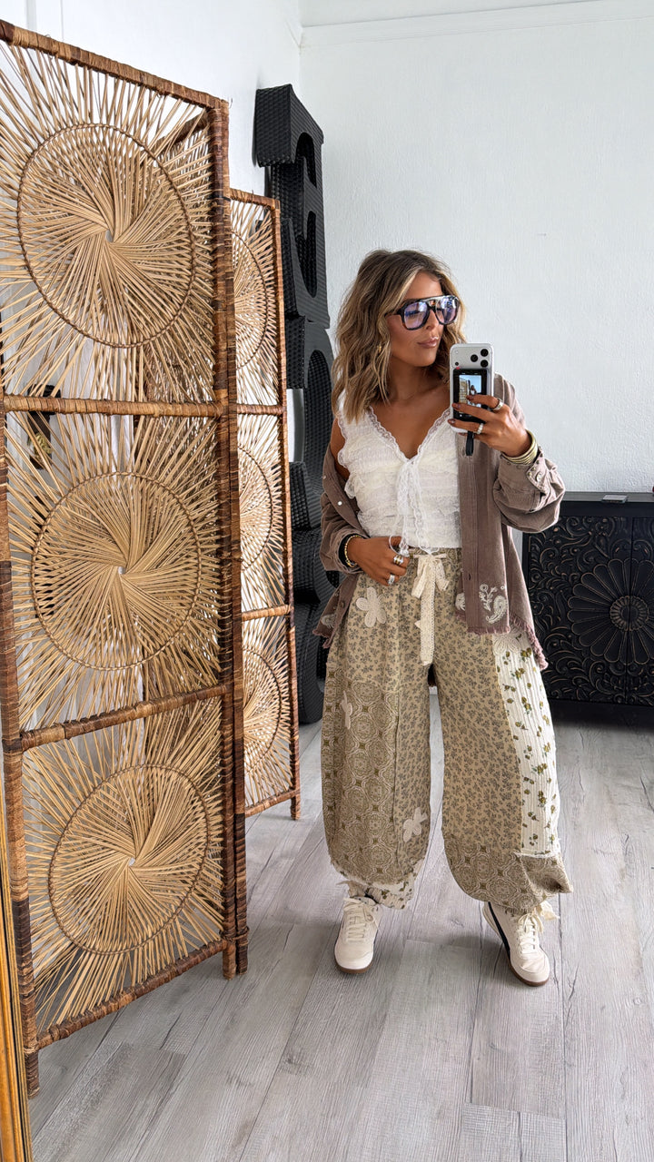 Bronco Bloom Button Up, Brown Multi