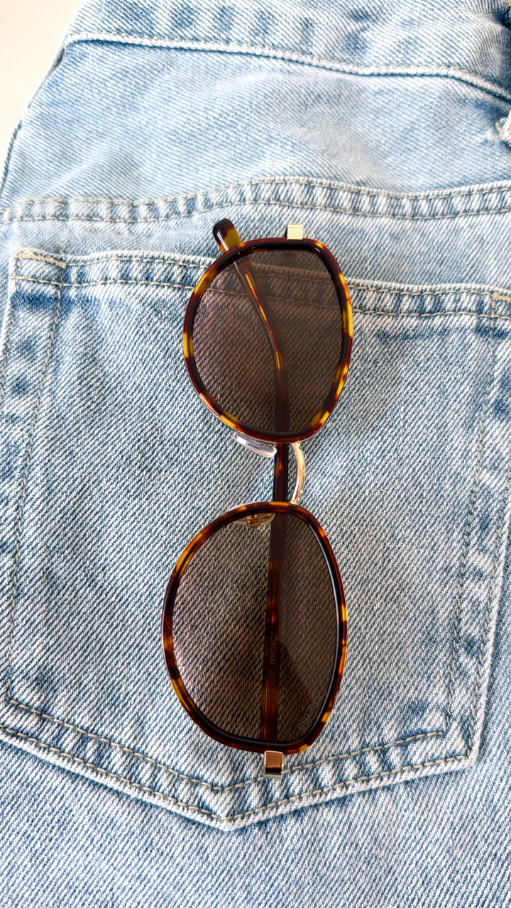 FREYRS - Jordan WHS- Amber Tortoise/Brown