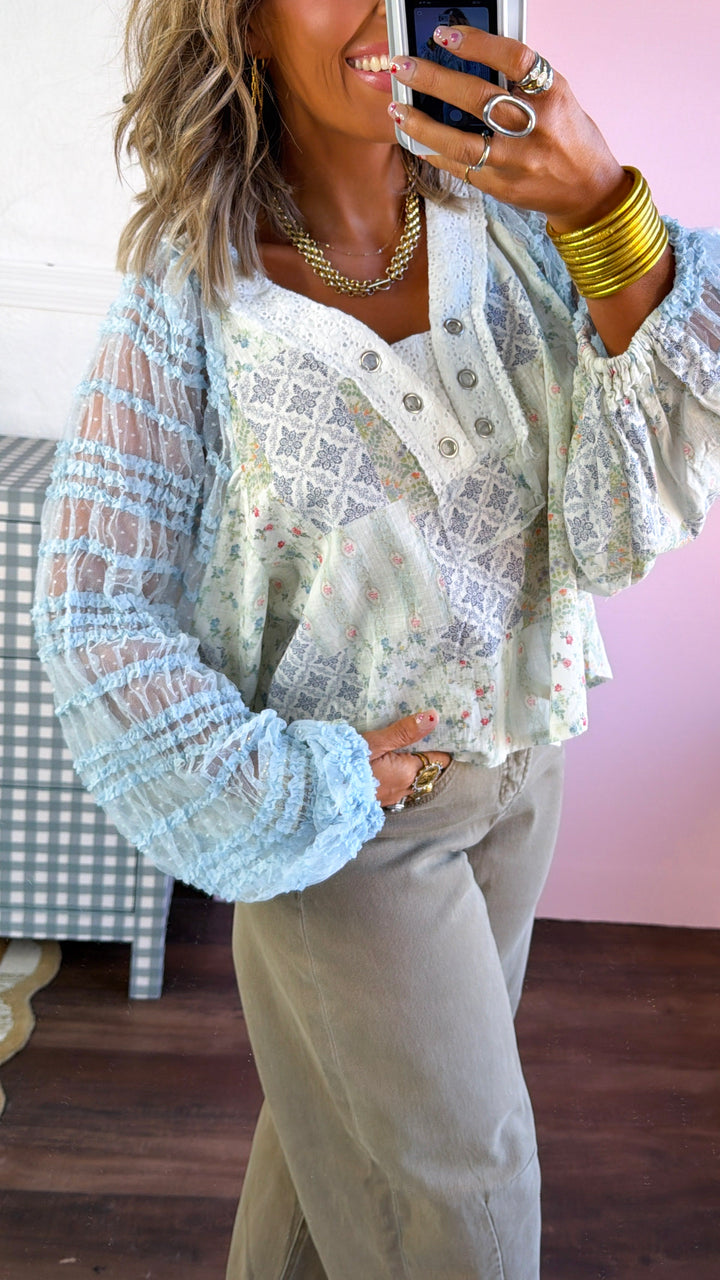 Sunset Sol Blouse, Baby Blue
