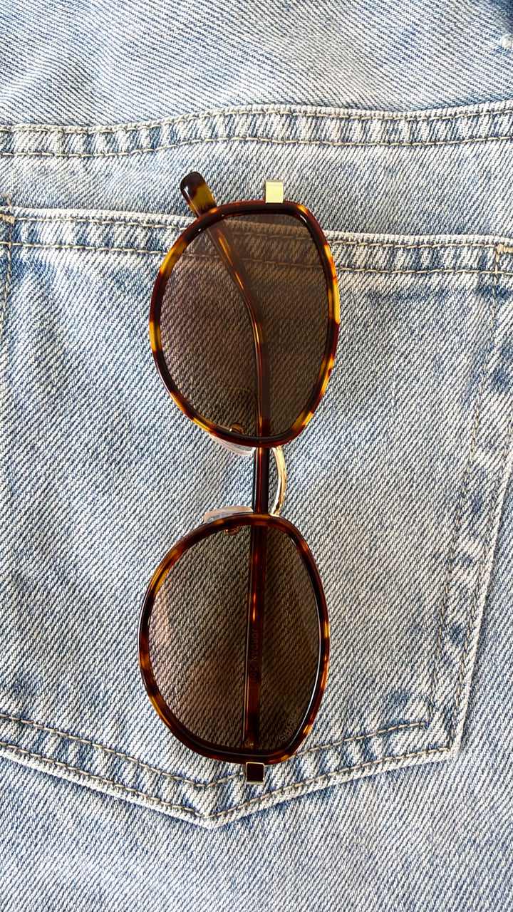 FREYRS - Jordan WHS- Amber Tortoise/Brown