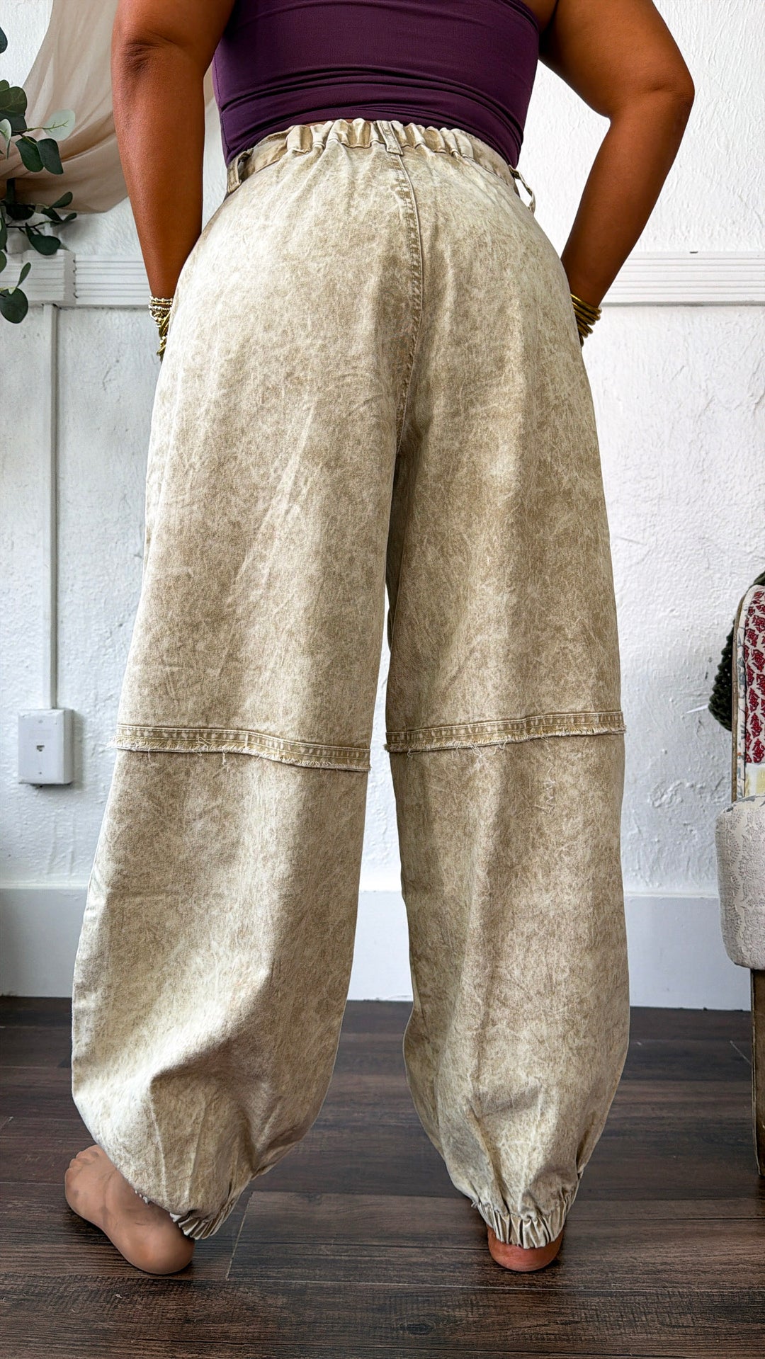 Marbled Sunflower Joggers, Sand Marble