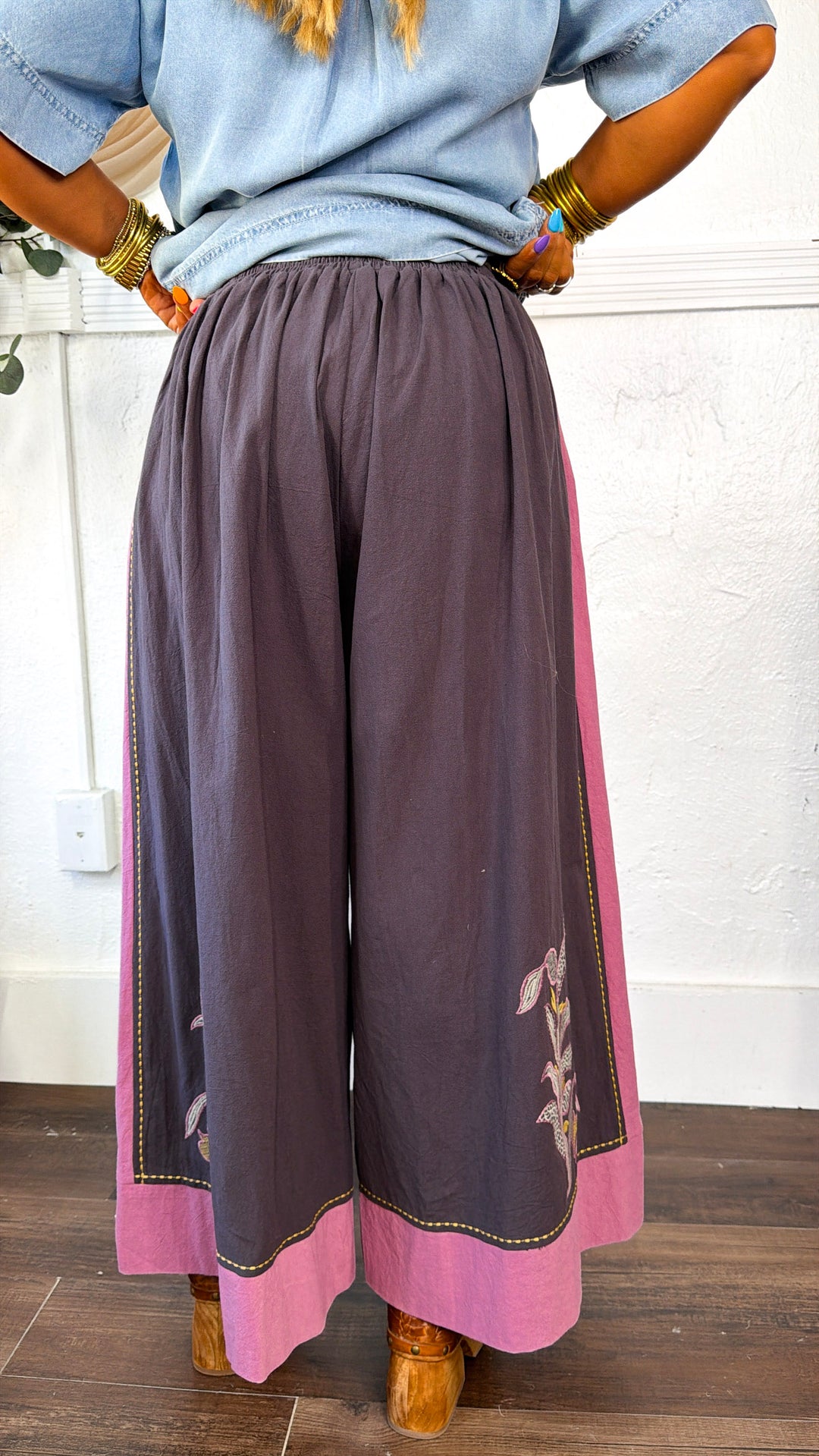 Olive Breeze Pants, Charcoal