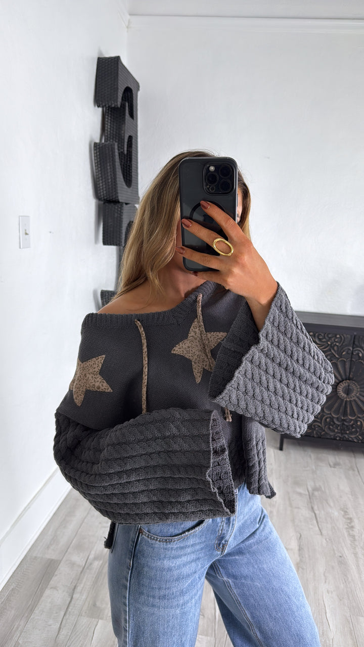 DOORBUSTER: POL Spotlight Star Pullover, Charcoal