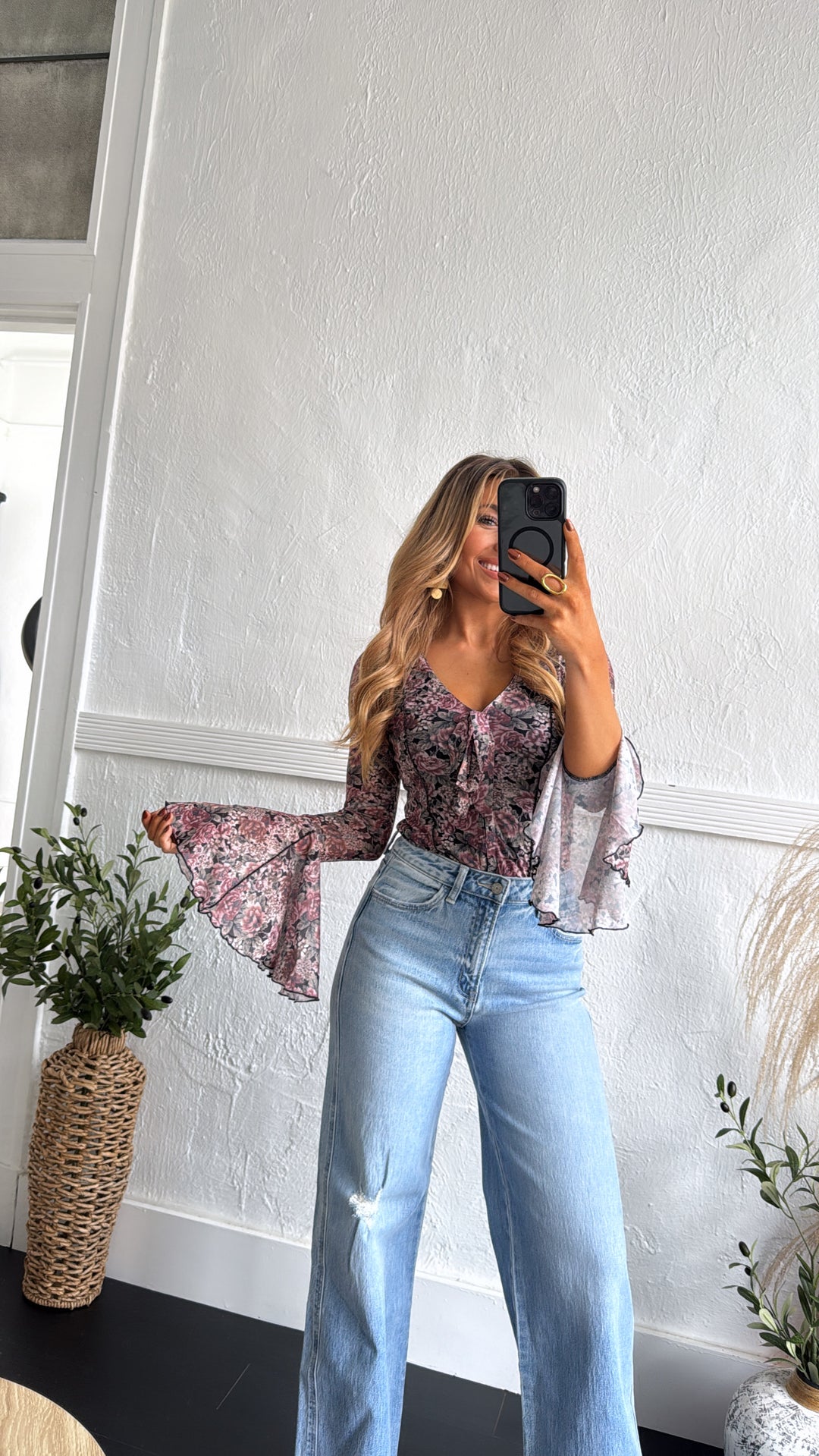 Last Floral Kiss Tied Top, Black