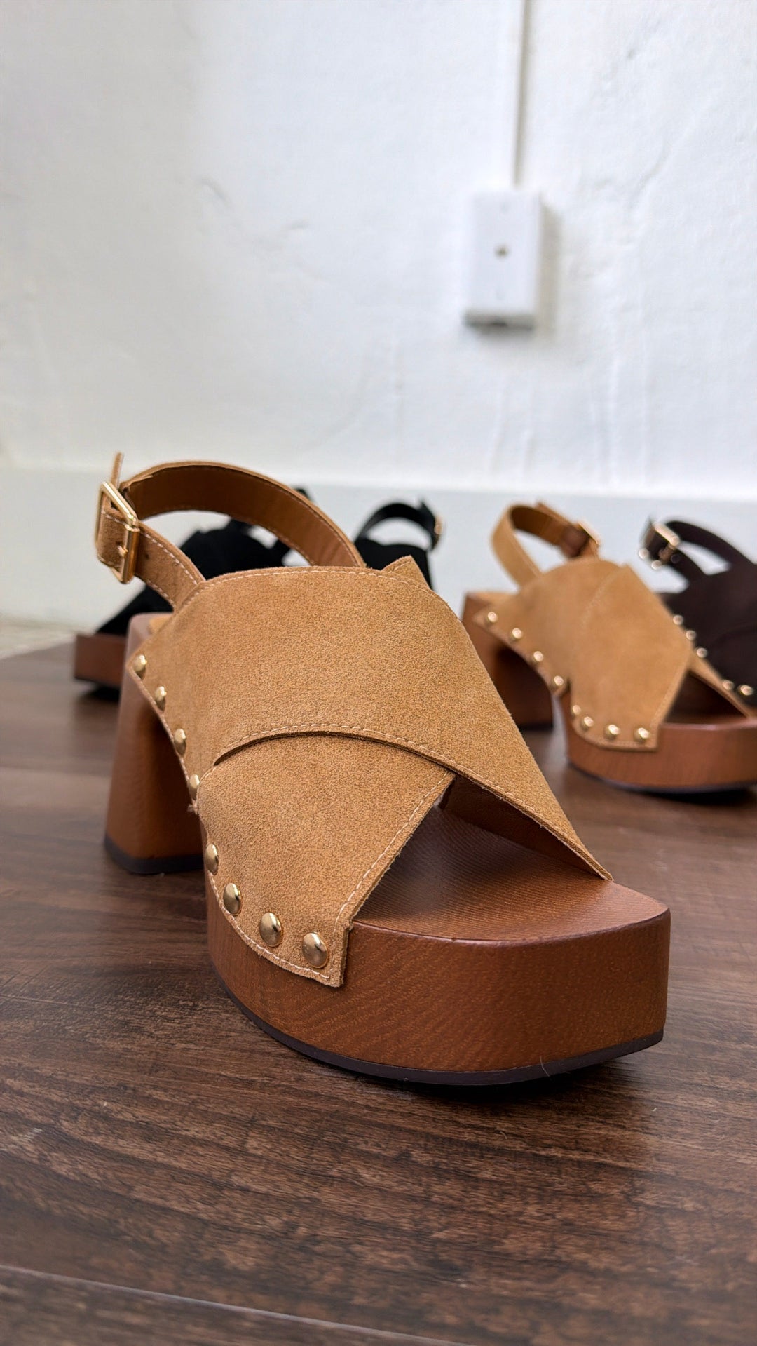 Suede Studded Heel, Cognac