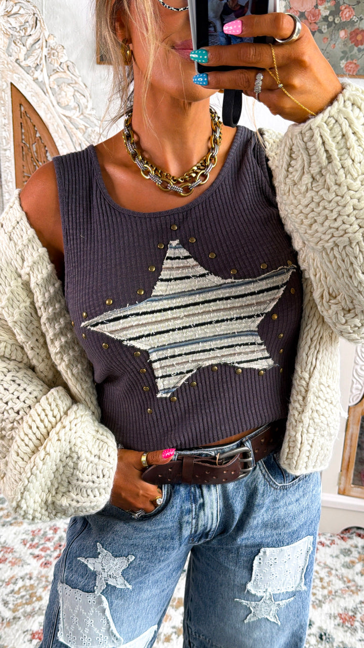 Star Patch Muscle Tee, Charcoal