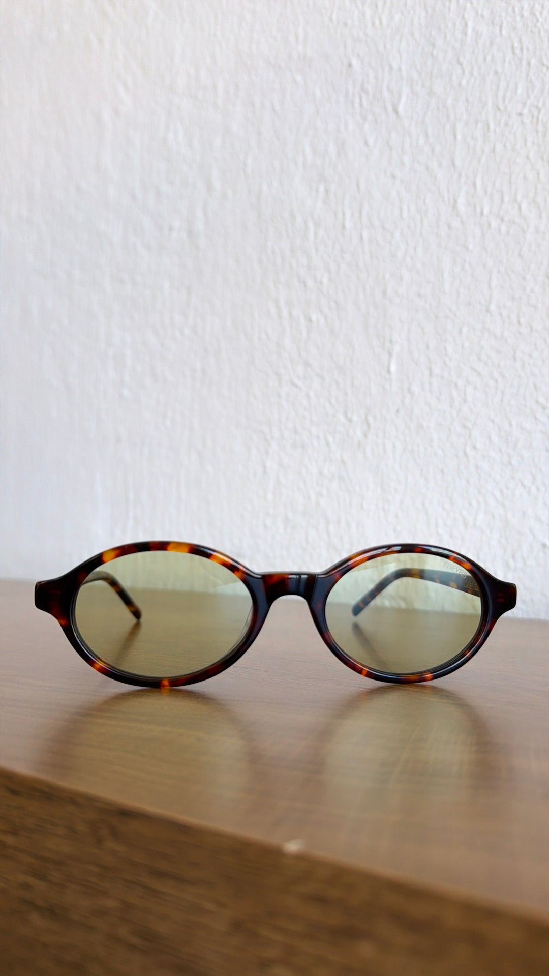 FREYRS: Zoe Acetate Round Womens Sunglasses