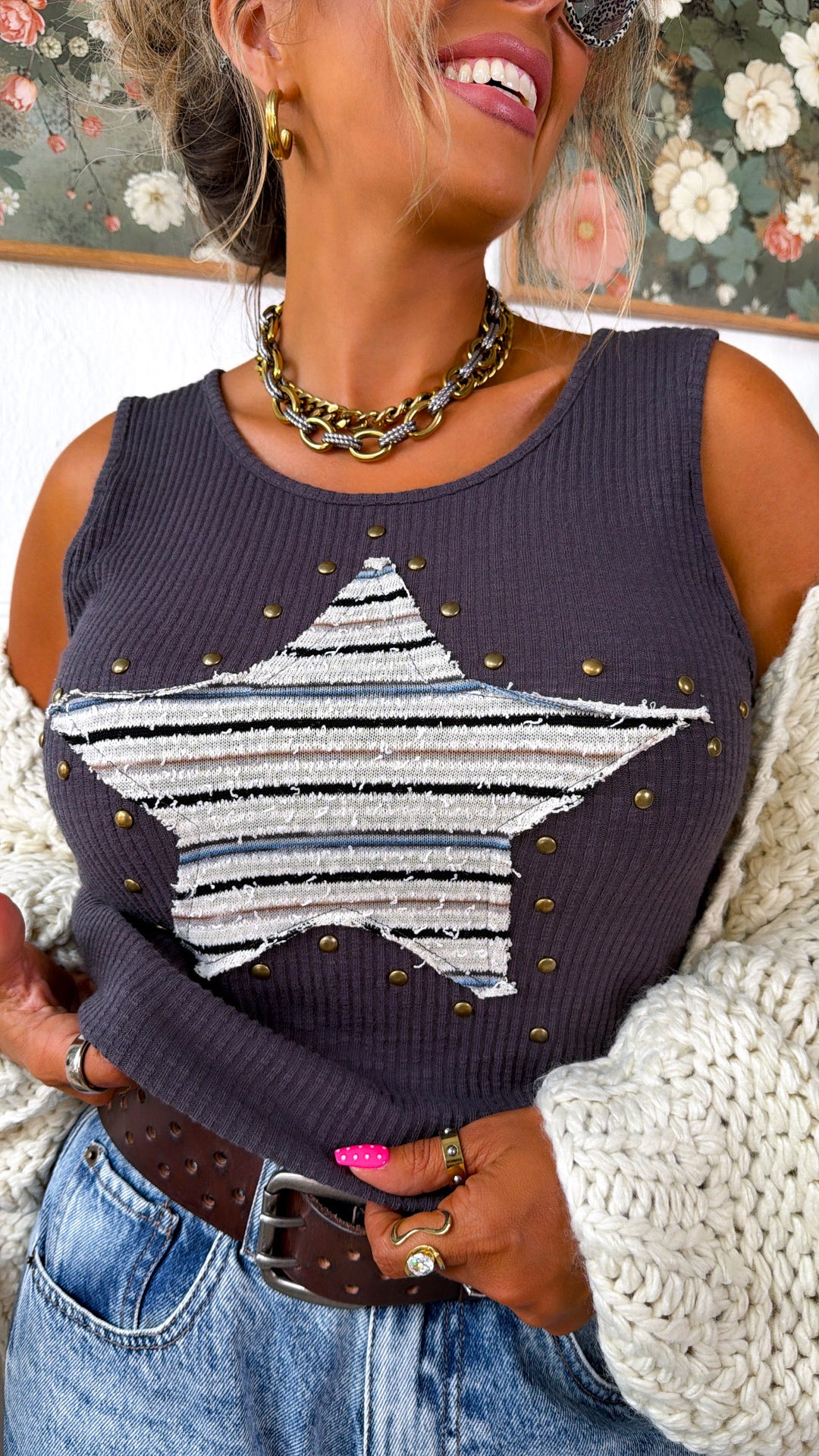 Star Patch Muscle Tee, Charcoal