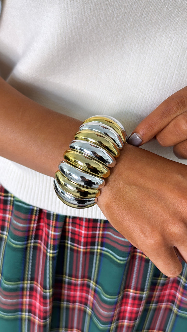 Treasure Jewels: Glow Up Bracelet