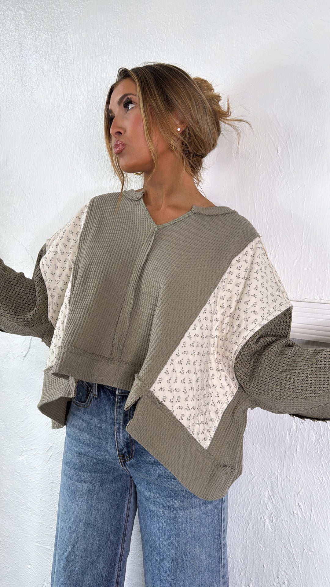 DOORBUSTER: POL Floral Sleeve Sweater, Olive