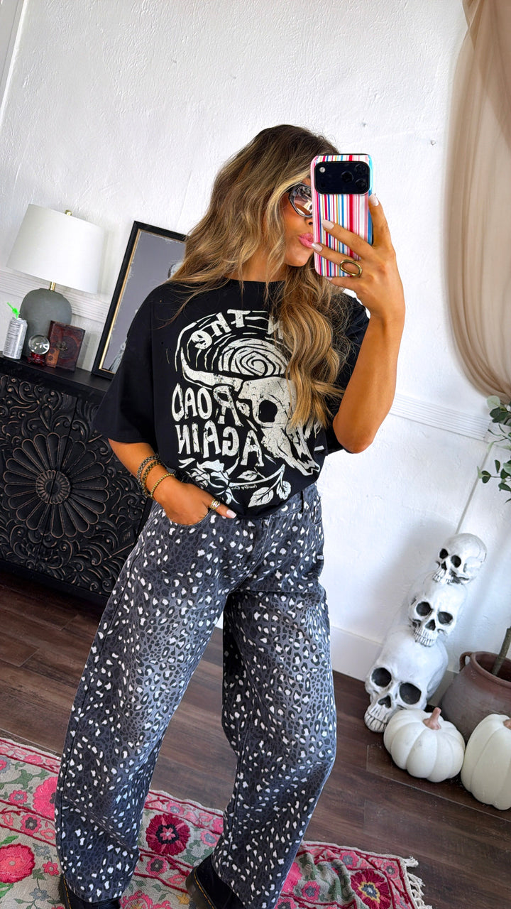 On The Road Again Oversized Crop, Black