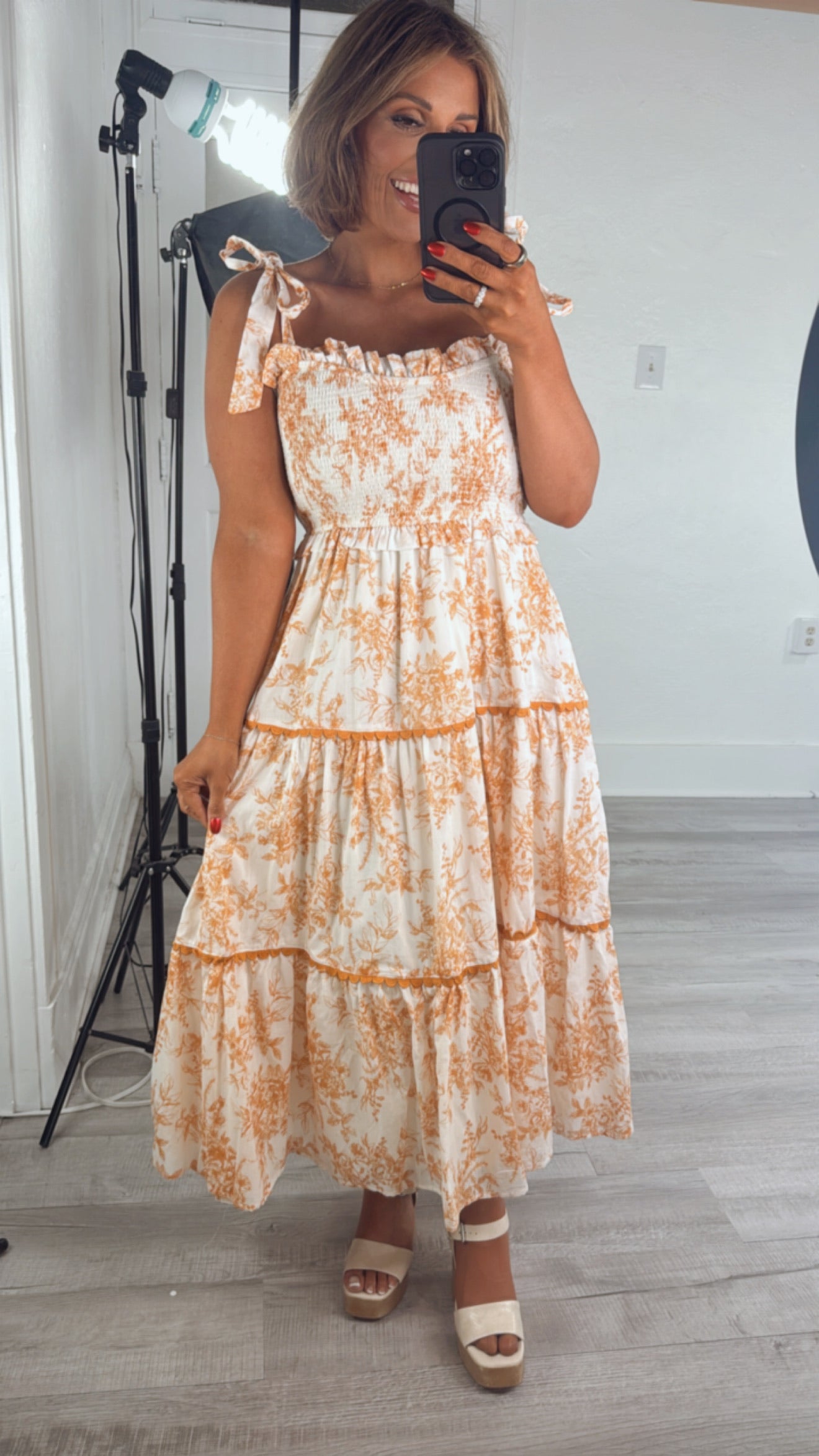 Wanderlust Lace Trim Floral Midi Dress – Everyday Chic Boutique