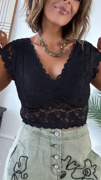 Whispered Lace Top, Black – Everyday Chic Boutique