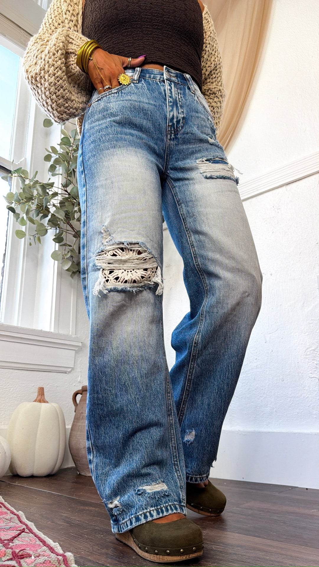 Crochet Distressed Detailed Jeans, Medium Light