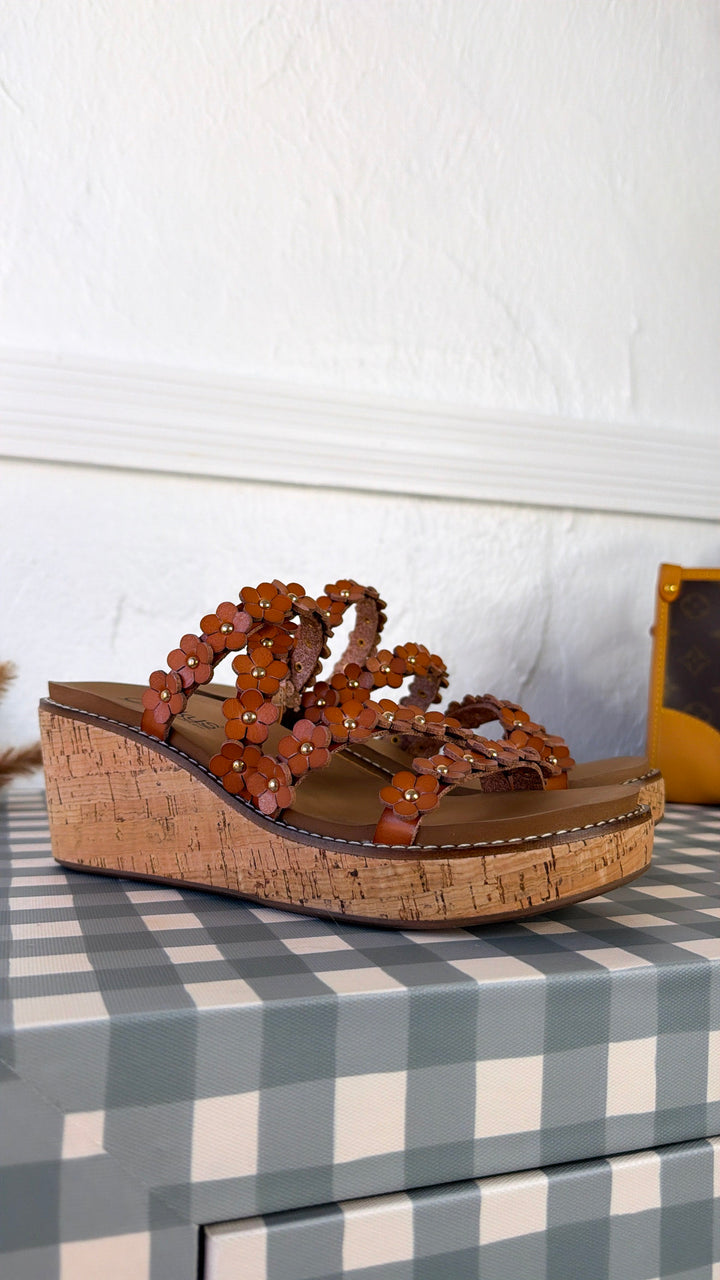 Floral Strap Plattform Wedge, Cognac