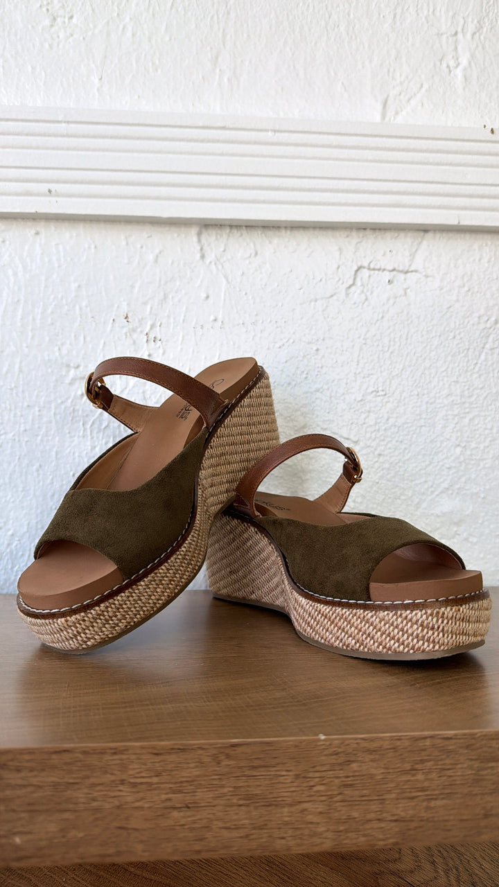 Best Cushion Basic Wedge Sandal, Moss