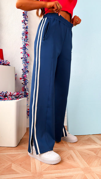 Everyday Stripe Track Pant, Navy/White – Everyday Chic Boutique