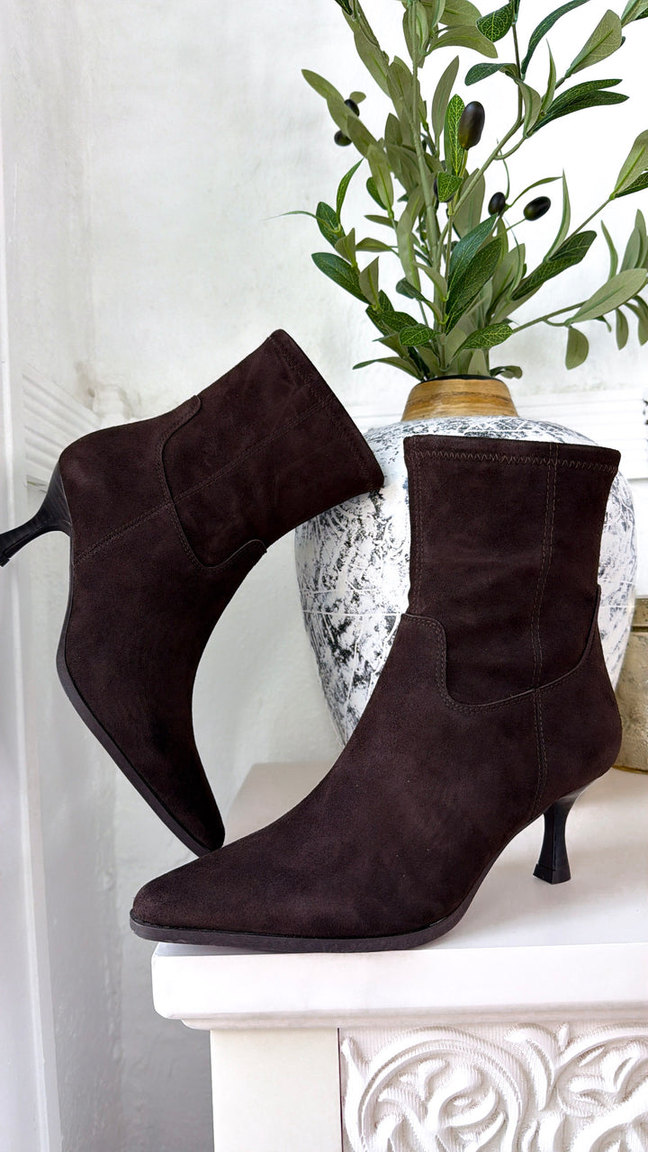 The Classic Heeled Bootie, Espresso