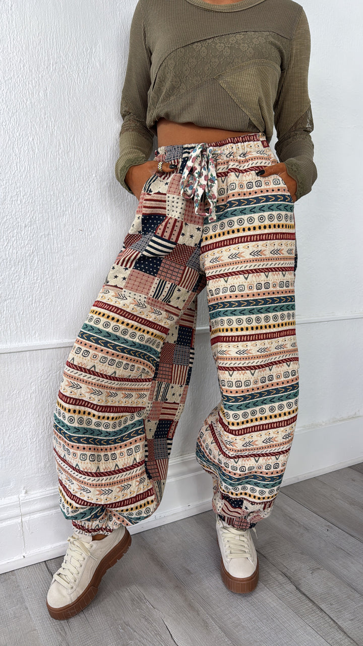 Americana Fields Jogger, Almond/Multi