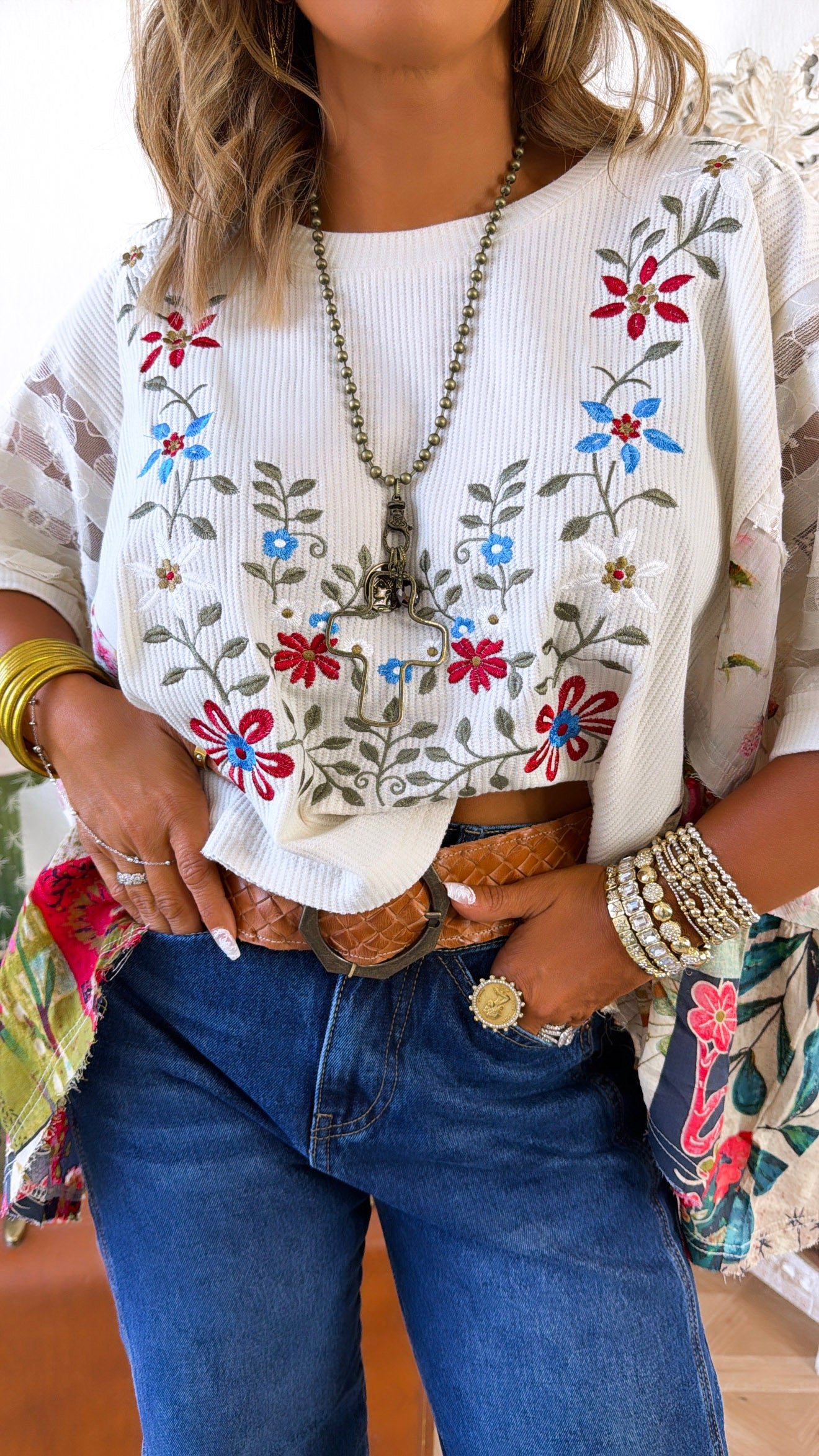 Gabriella Floral Top, Cream – Everyday Chic Boutique