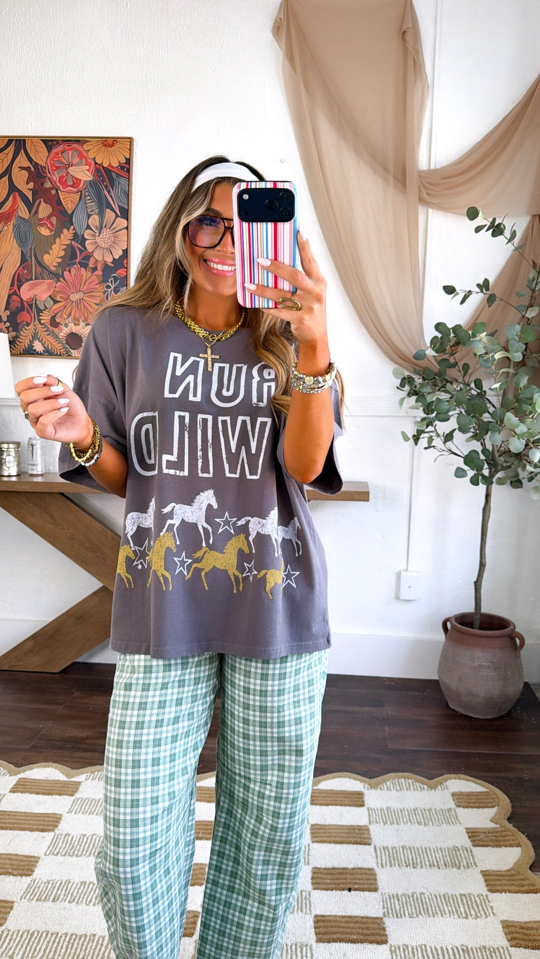 Runnin' Wild Graphic Tee, Charcoal