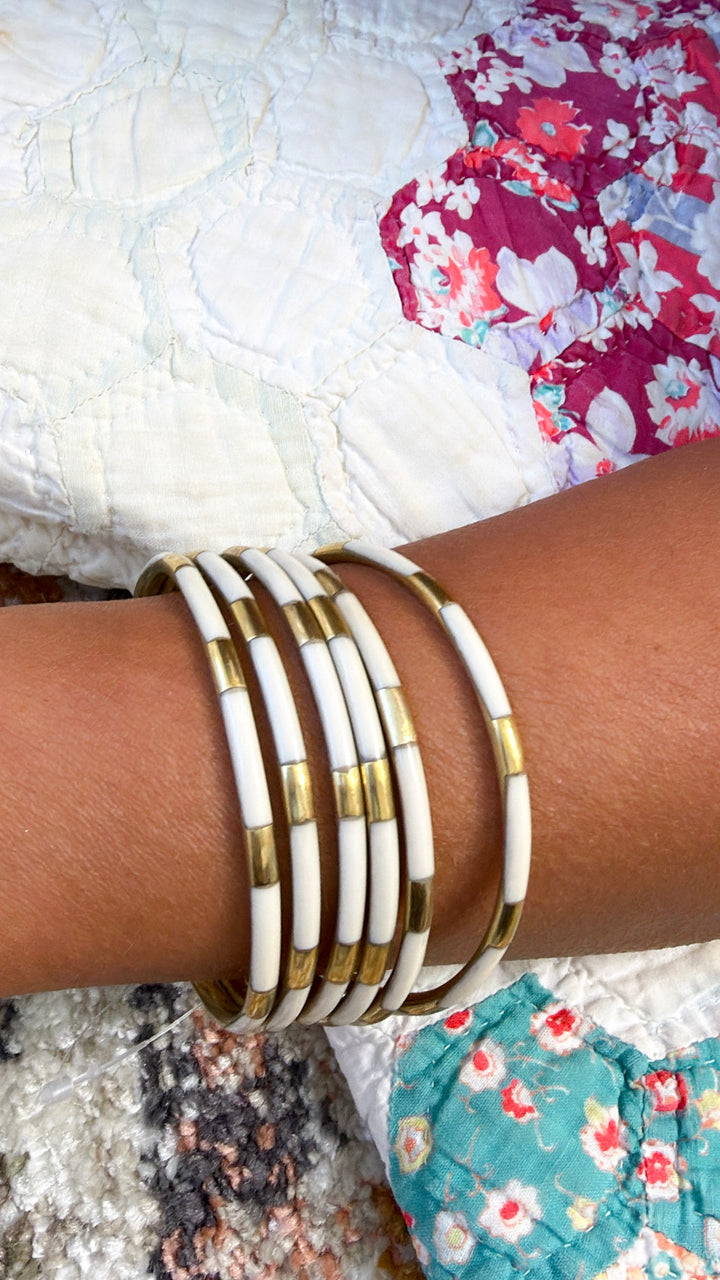 BuDhaGirl: Veda Bangles- set of 6- Ivory