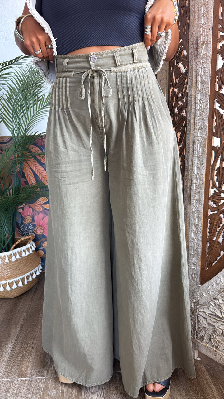 Aged Oak Wide Leg Pant, Olive