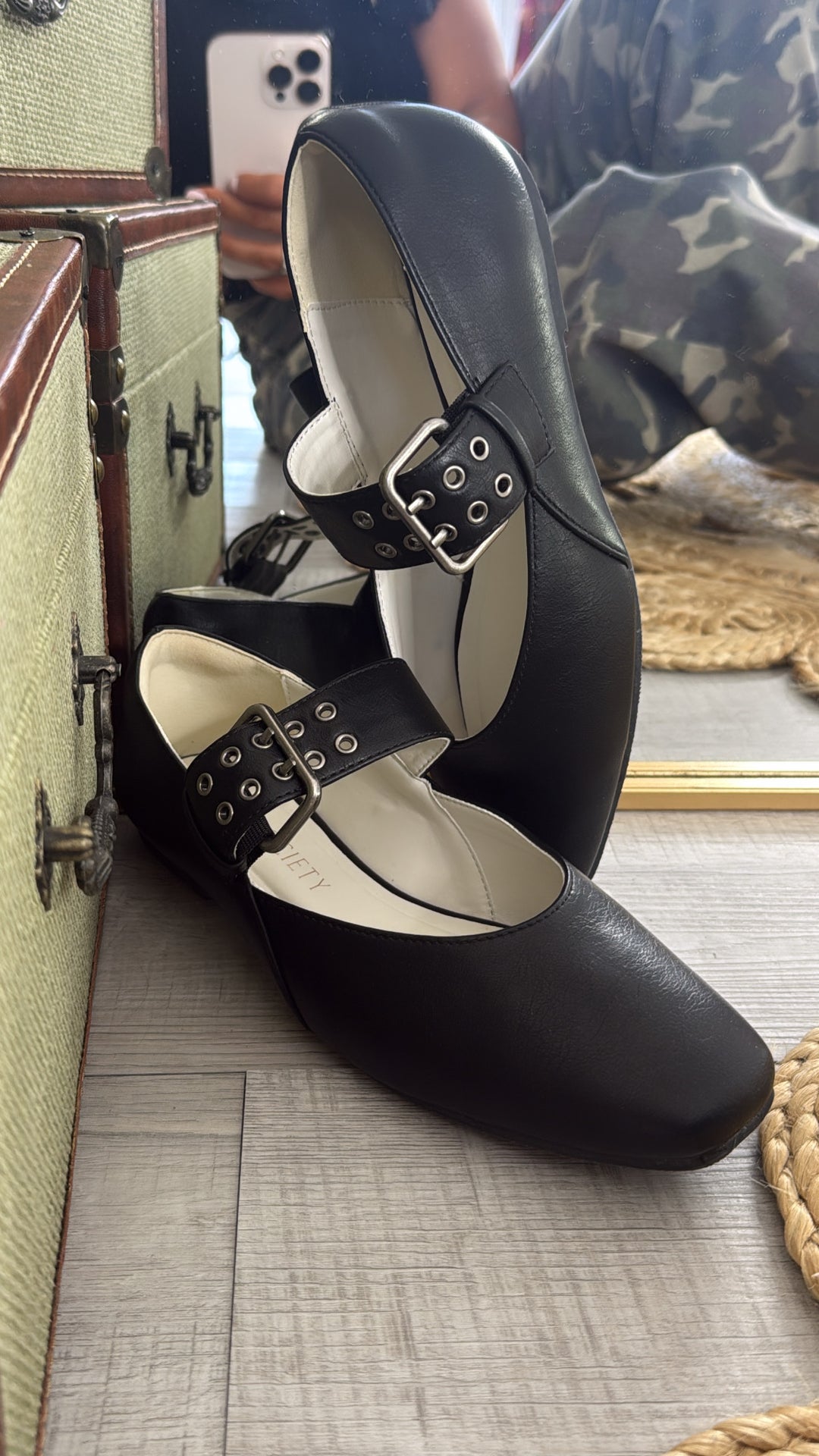 Bella Ballet Flat W Buckle Detail, Black